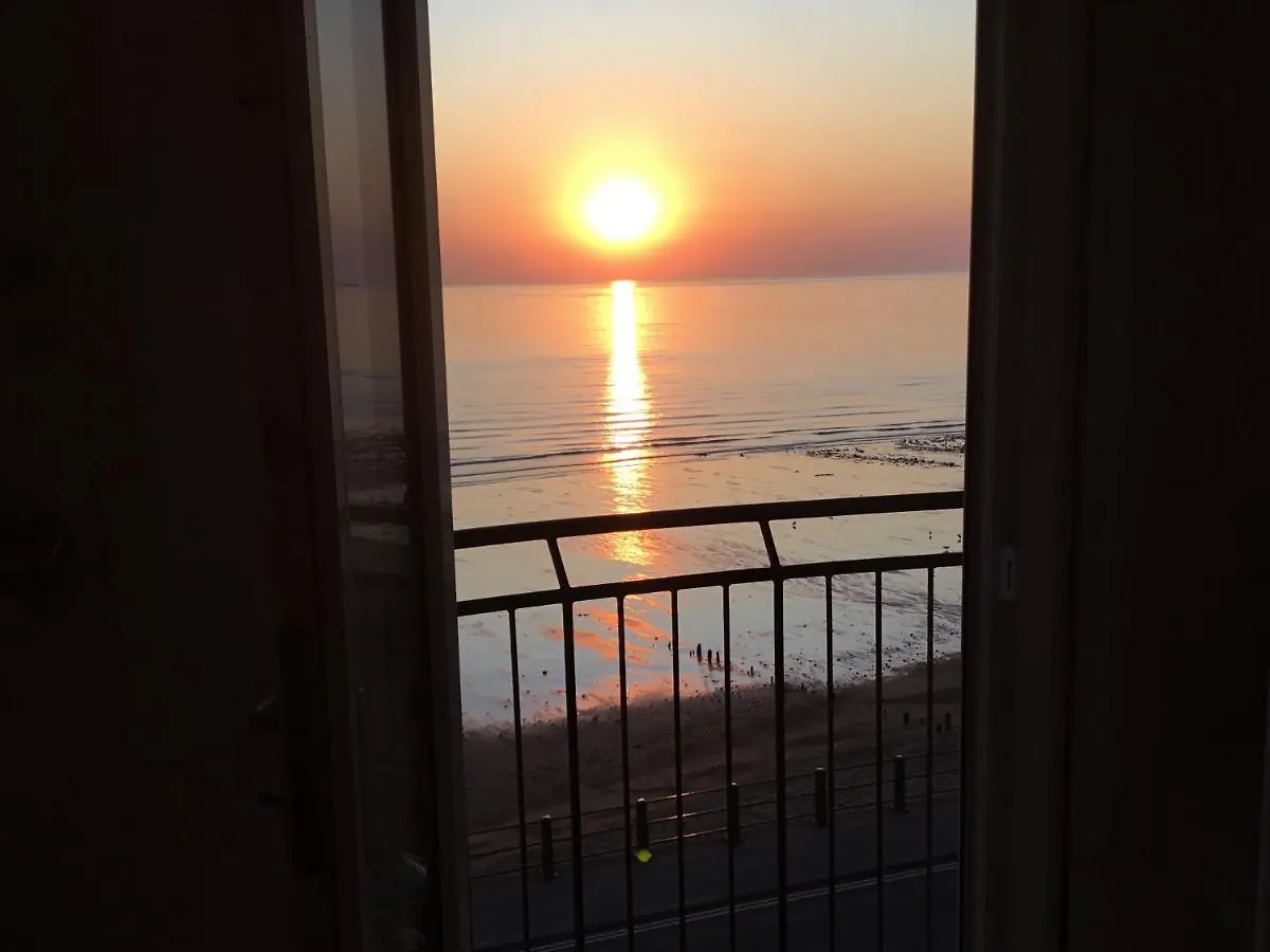 Flat 3, Peacehaven Apartman Whitby